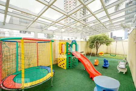 Apartamento à venda com 70m², 2 quartos e 1 vaga Apartamento à venda com 70m², 2 quartos e 1 vagaÁrea comum - Playground