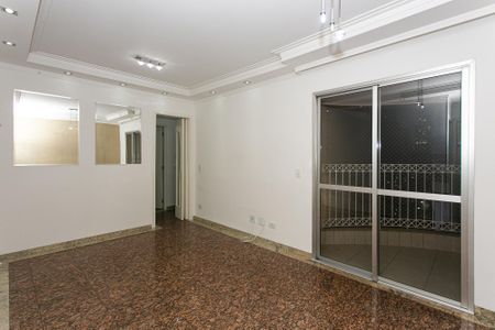 Apartamento à venda com 70m², 2 quartos e 1 vaga Apartamento à venda com 70m², 2 quartos e 1 vagaSala