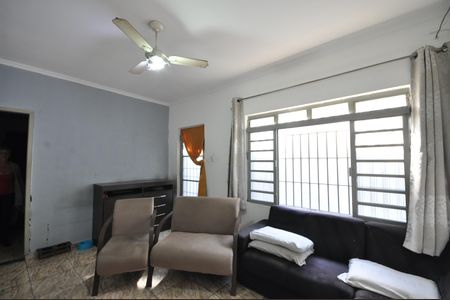 Sala de casa à venda com 3 quartos, 90m² em Parque Edu Chaves, São Paulo