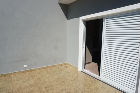 Casa de condomínio à venda com 300m², 3 quartos e 4 vagasSacada