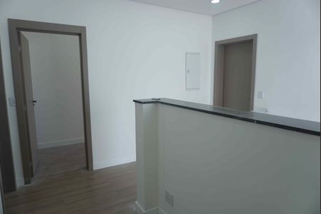Casa de condomínio à venda com 300m², 3 quartos e 4 vagas Casa de condomínio à venda com 300m², 3 quartos e 4 vagasPiso Supeior