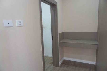 Casa de condomínio à venda com 300m², 3 quartos e 4 vagas Casa de condomínio à venda com 300m², 3 quartos e 4 vagasSuite 1