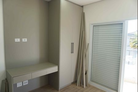 Casa de condomínio à venda com 300m², 3 quartos e 4 vagas Casa de condomínio à venda com 300m², 3 quartos e 4 vagasSuite 3