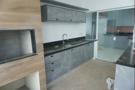 Casa de condomínio à venda com 300m², 3 quartos e 4 vagas Casa de condomínio à venda com 300m², 3 quartos e 4 vagasÁrea Gourmet
