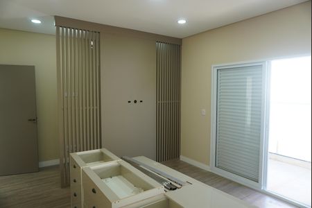 Casa de condomínio à venda com 300m², 3 quartos e 4 vagasSuite 1