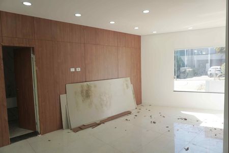 Casa de condomínio à venda com 300m², 3 quartos e 4 vagas Casa de condomínio à venda com 300m², 3 quartos e 4 vagasSala de Estar