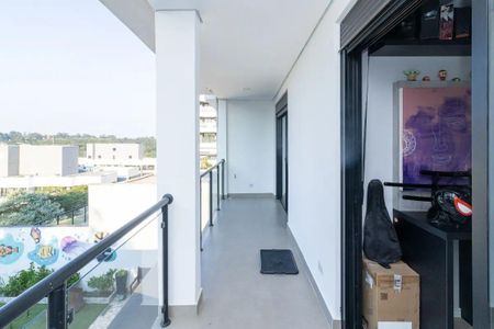 Casa de condomínio para alugar com 267m², 4 quartos e 2 vagas Casa de condomínio para alugar com 267m², 4 quartos e 2 vagasVaranda