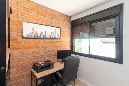 Casa de condomínio para alugar com 267m², 4 quartos e 2 vagas Casa de condomínio para alugar com 267m², 4 quartos e 2 vagasQuarto