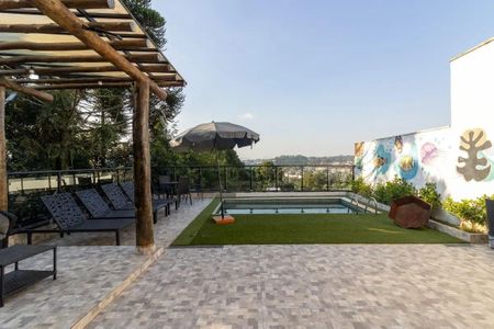 Casa de condomínio para alugar com 267m², 4 quartos e 2 vagas Casa de condomínio para alugar com 267m², 4 quartos e 2 vagasÁrea Externa