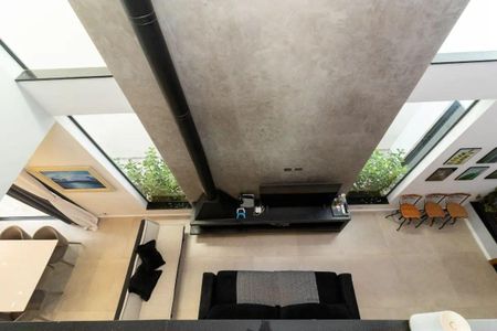 Casa de condomínio para alugar com 267m², 4 quartos e 2 vagas Casa de condomínio para alugar com 267m², 4 quartos e 2 vagasSala