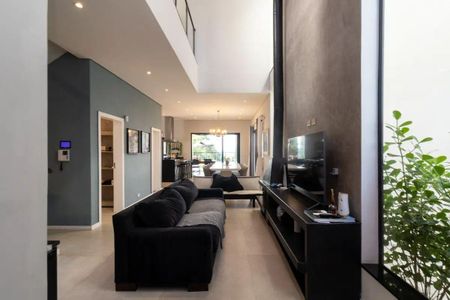 Casa de condomínio para alugar com 267m², 4 quartos e 2 vagas Casa de condomínio para alugar com 267m², 4 quartos e 2 vagasSala