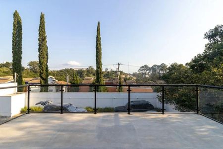 Área Externa de casa de condomínio para alugar com 4 quartos, 267m² em Jardim Pioneira, Cotia