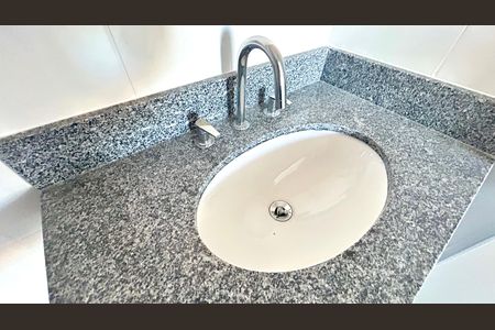 Apartamento à venda com 2 quartos, 60m² em Vila Rosalia, Guarulhos