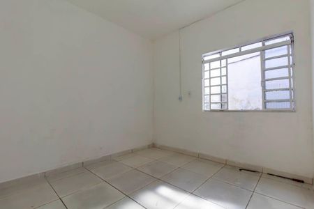 Quarto 1 de casa para alugar com 2 quartos, 43m² em Vila Nhocuné, São Paulo