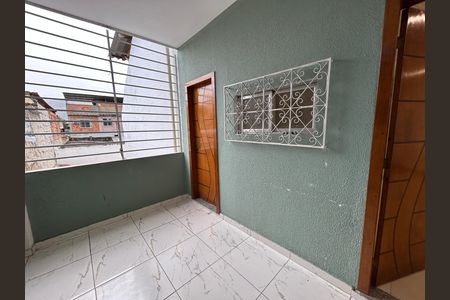 Casa para alugar com 100m², 2 quartos e 1 vagaVaranda