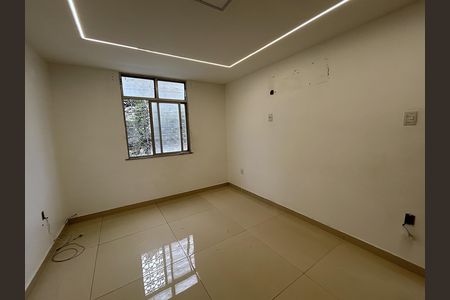 Casa para alugar com 100m², 2 quartos e 1 vagaSala