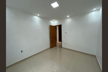 Casa para alugar com 100m², 2 quartos e 1 vagaQuarto 1