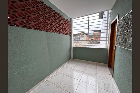 Casa para alugar com 100m², 2 quartos e 1 vagaVaranda