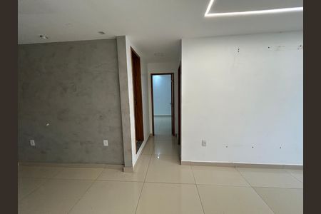 Corredor de casa para alugar com 2 quartos, 100m² em Quintino Bocaiúva, Rio de Janeiro