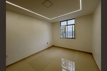 Casa para alugar com 2 quartos, 100m² em Quintino Bocaiúva, Rio de Janeiro