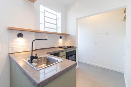 Cozinha de apartamento à venda com 1 quarto, 44m² em Centro Histórico, Porto Alegre