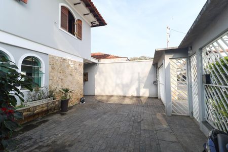 Casa à venda com 4 quartos, 258m² em Jardim Leonor Mendes de Barros, São Paulo
