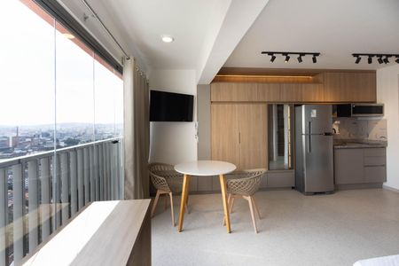 Varanda do Studio de kitnet/studio para alugar com 1 quarto, 44m² em Pompeia, São Paulo