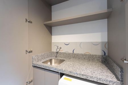 Cozinha de kitnet/studio para alugar com 1 quarto, 44m² em Pompeia, São Paulo