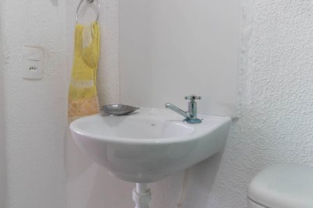 Apartamento para alugar com 45m², 2 quartos e 1 vaga Apartamento para alugar com 45m², 2 quartos e 1 vagaBanheiro