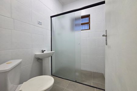 Casa para alugar com 197m², 3 quartos e 2 vagas Casa para alugar com 197m², 3 quartos e 2 vagasBanheiro social