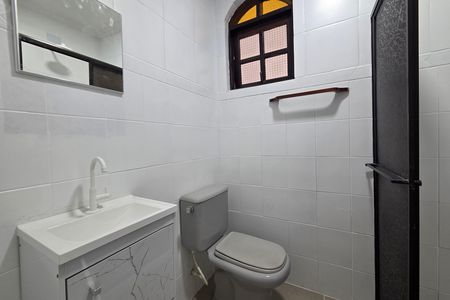 Casa para alugar com 197m², 3 quartos e 2 vagas Casa para alugar com 197m², 3 quartos e 2 vagasBanheiro da Suíte 2