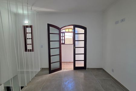 Casa para alugar com 197m², 3 quartos e 2 vagas Casa para alugar com 197m², 3 quartos e 2 vagasSala 2