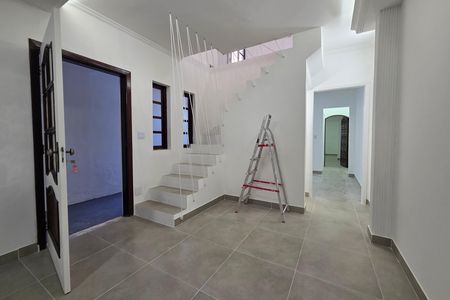 Casa para alugar com 197m², 3 quartos e 2 vagas Casa para alugar com 197m², 3 quartos e 2 vagasSala