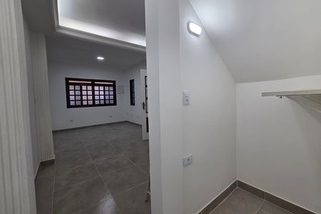 Casa para alugar com 197m², 3 quartos e 2 vagas Casa para alugar com 197m², 3 quartos e 2 vagasSala