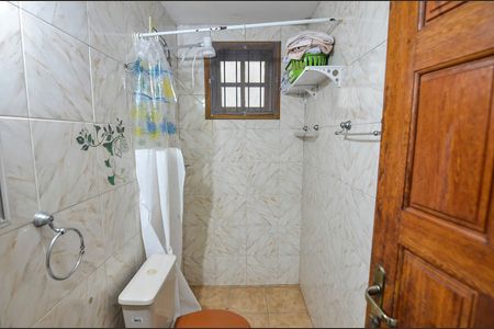 Casa à venda com 257m², 4 quartos e 2 vagasBanheiro de Serviço