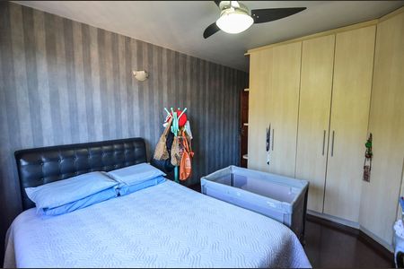 Casa à venda com 257m², 4 quartos e 2 vagasSuíte 1