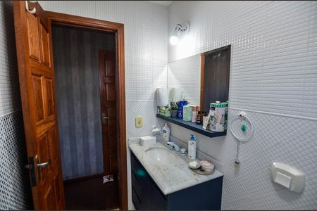 Casa à venda com 257m², 4 quartos e 2 vagasBanheiro da Suíte 1