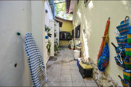 Casa à venda com 257m², 4 quartos e 2 vagasÁrea de Serviço