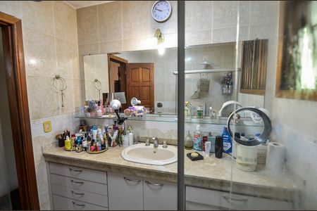 Casa à venda com 257m², 4 quartos e 2 vagasBanheiro da Suíte 3
