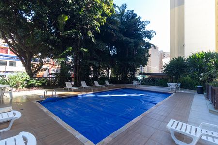 Apartamento à venda com 110m², 3 quartos e 2 vagas Apartamento à venda com 110m², 3 quartos e 2 vagasÁrea comum - Piscina