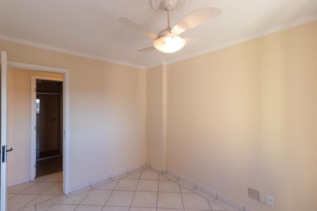Apartamento à venda com 110m², 3 quartos e 2 vagas Apartamento à venda com 110m², 3 quartos e 2 vagasQuarto 01