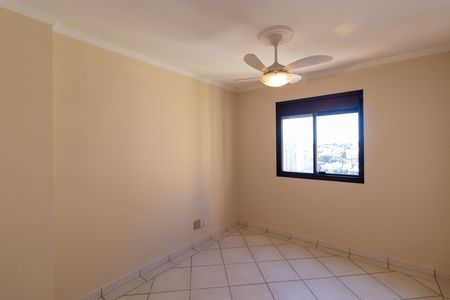 Apartamento à venda com 110m², 3 quartos e 2 vagas Apartamento à venda com 110m², 3 quartos e 2 vagasQuarto 01