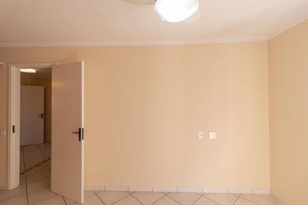 Apartamento à venda com 110m², 3 quartos e 2 vagas Apartamento à venda com 110m², 3 quartos e 2 vagasSuíte