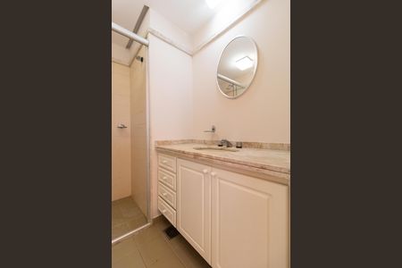 Apartamento à venda com 110m², 3 quartos e 2 vagas Apartamento à venda com 110m², 3 quartos e 2 vagasBanheiro