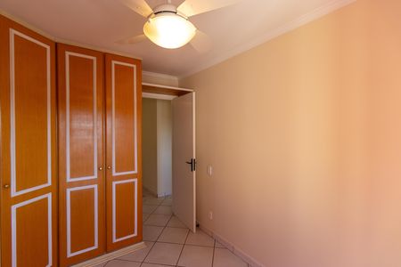 Apartamento à venda com 110m², 3 quartos e 2 vagas Apartamento à venda com 110m², 3 quartos e 2 vagasQuarto 02