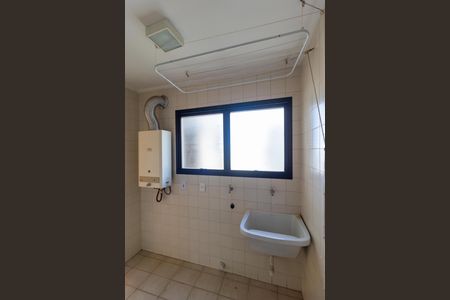 Apartamento à venda com 110m², 3 quartos e 2 vagas Apartamento à venda com 110m², 3 quartos e 2 vagasÁrea de Serviço