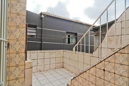 Área externa de casa para alugar com 2 quartos, 50m² em Carandiru, São Paulo