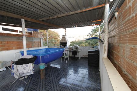 Terraço de casa à venda com 3 quartos, 160m² em Estoril, Belo Horizonte