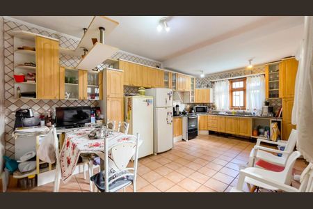 Casa à venda com 5 quartos, 371m² em Cristal, Porto Alegre