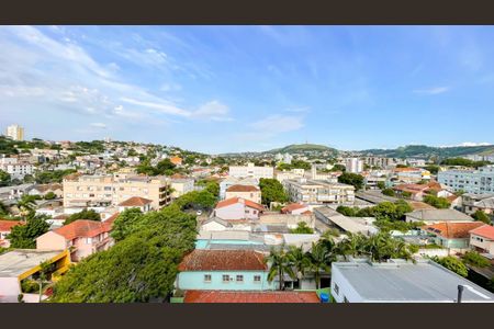 Apartamento à venda com 3 quartos, 73m² em Medianeira, Porto Alegre